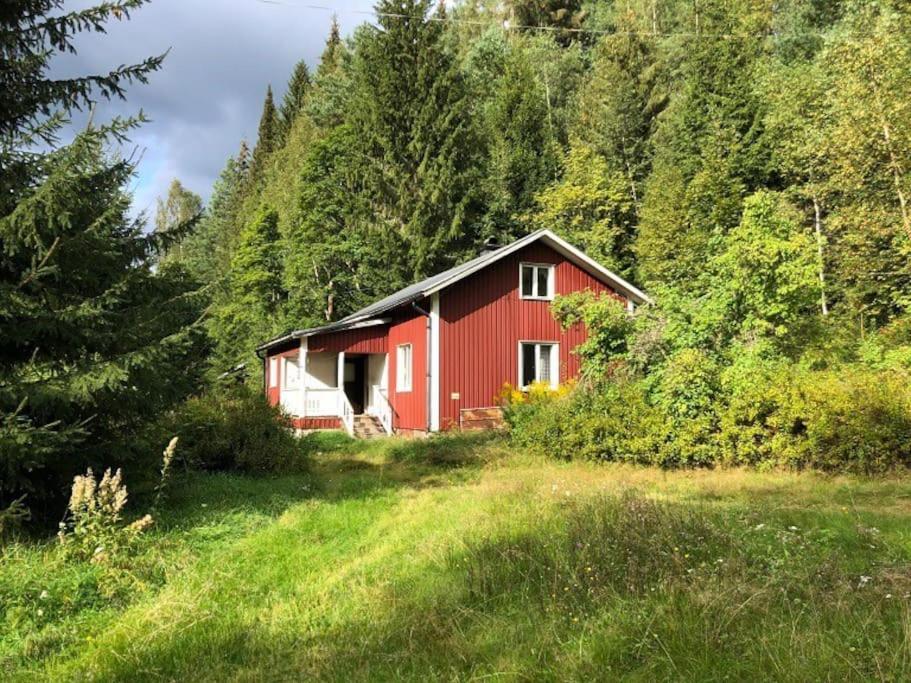 Little Forest House "Our Little Farm" Ekshärad Exteriör bild